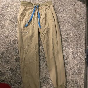 Tan figs scrub joggers- XS